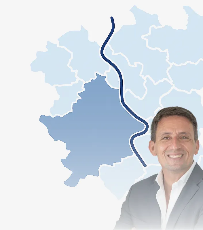 Daniel Esser vor stilisierter NRW-Karte – steht für regionale Immobilienkompetenz und persönliche Beratung